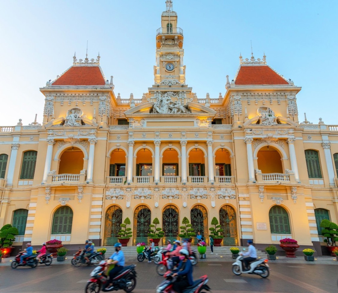  Ho Chi Minh City People's Committee 